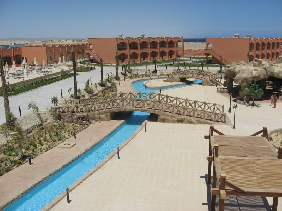 Kanal Three Corners Happy Life Beach Resort