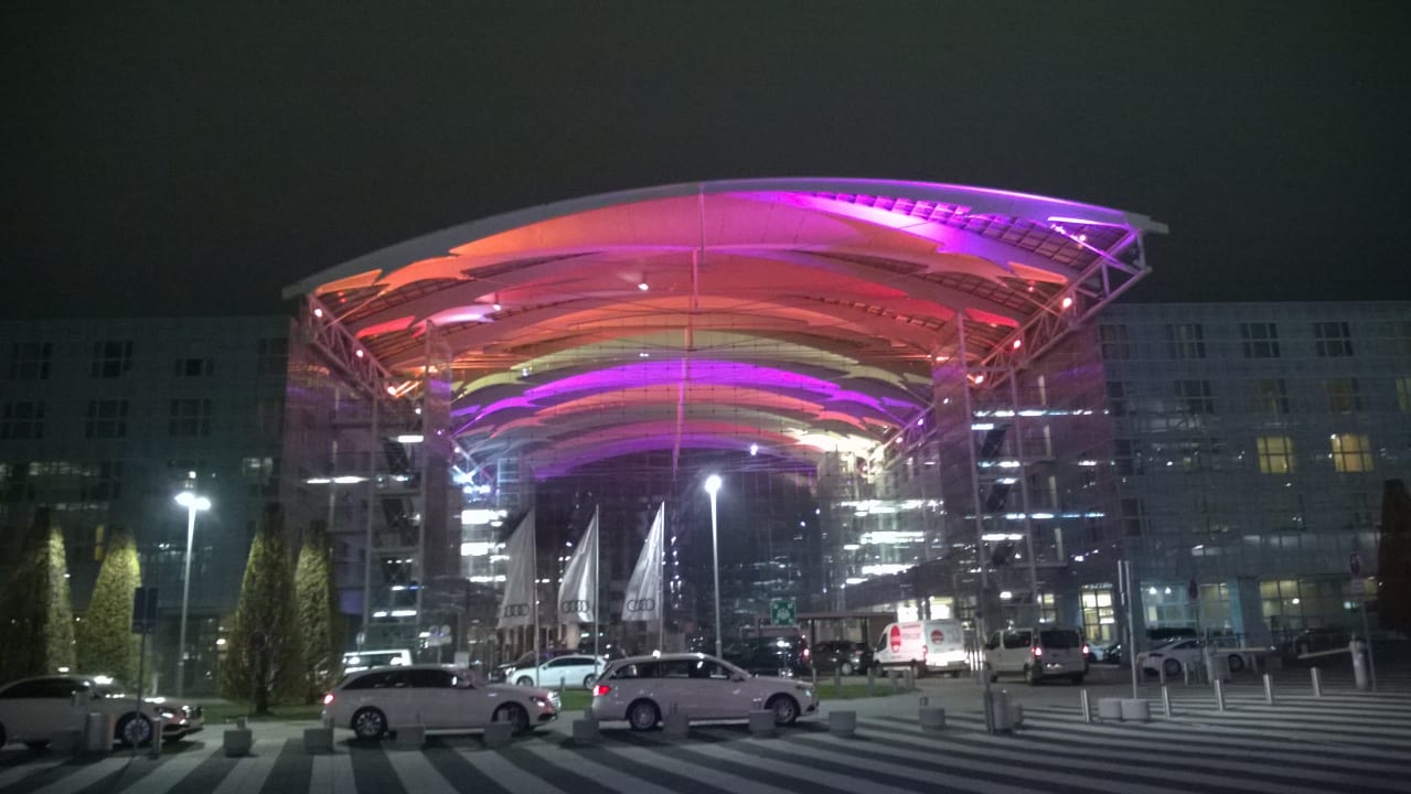 Außenansicht Hilton Munich Airport