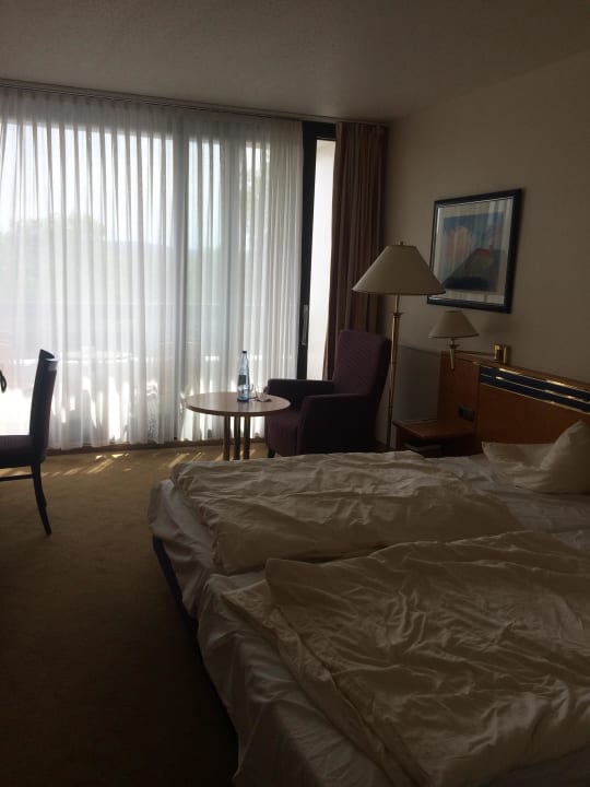 Bett Fletcher Hotel-Restaurant Arnsberg-Sauerland