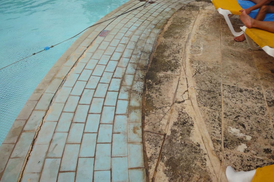 Verdreckter Pool Sol Hicacos Varadero