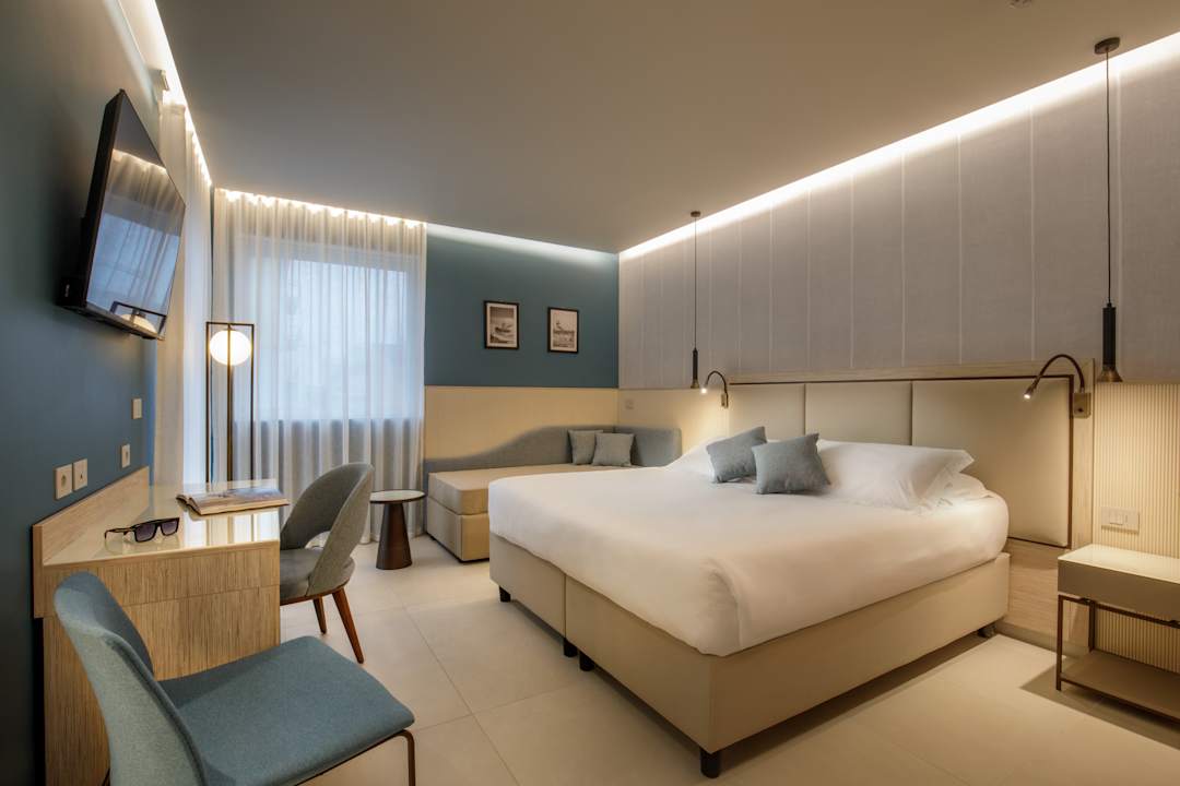 Zimmer Ambasciatori Suite Hotel