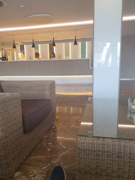 Lobby Grupotel Farrutx