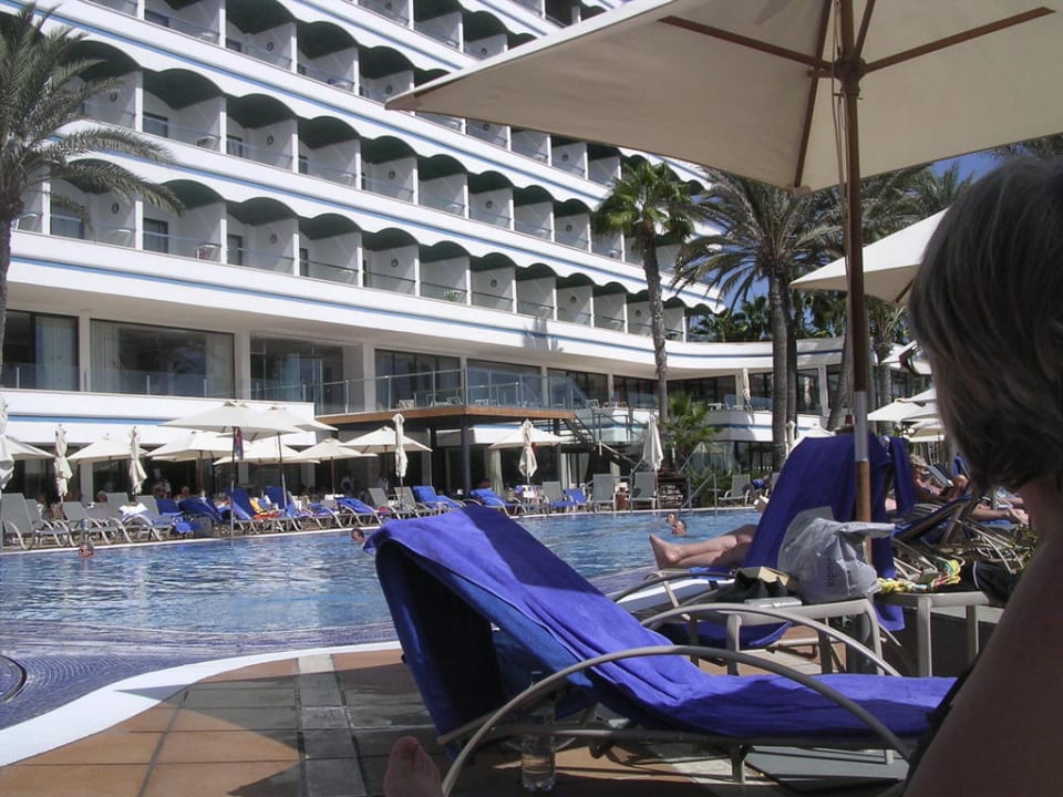 Blick vom Pool Hotel Faro, a Lopesan Collection Hotel