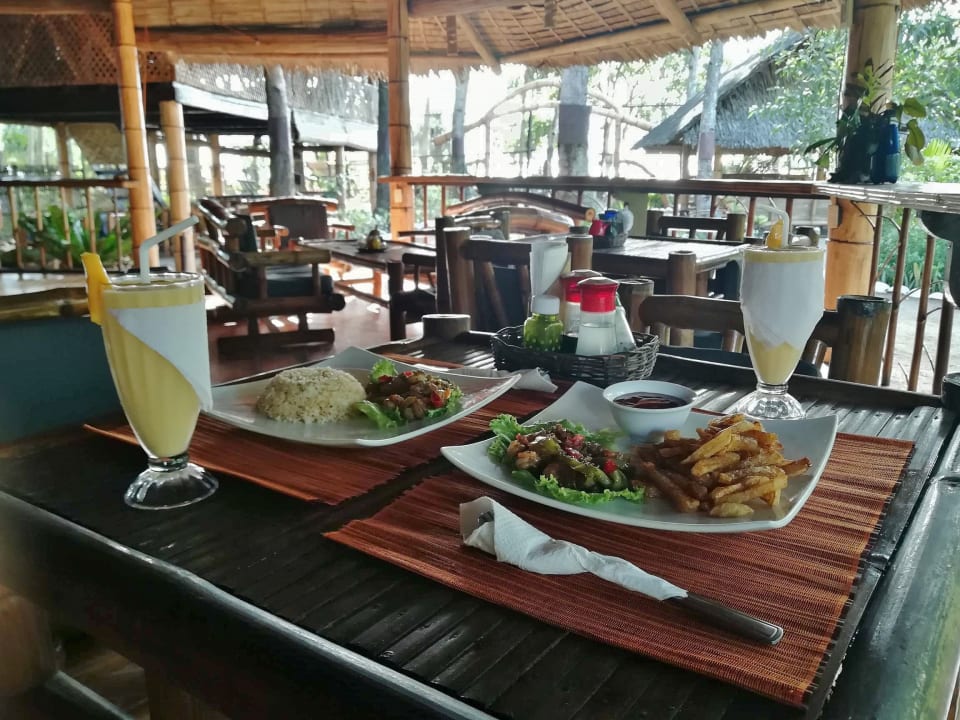 Gastro Big Bamboo Beach Resort Sipalay