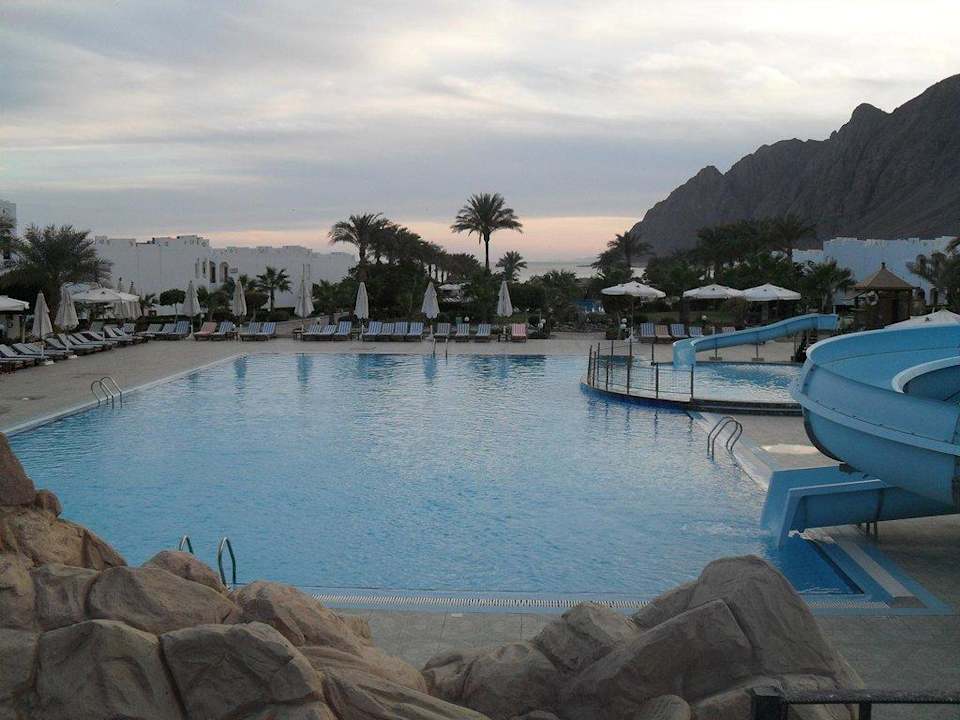 Mittlerer Pool Happy Life Village