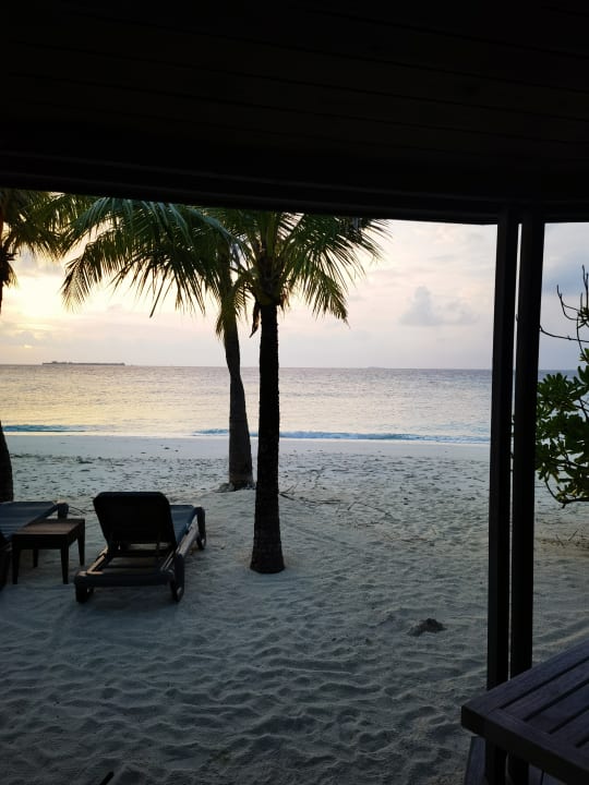Strand Kuredu Island Resort & Spa