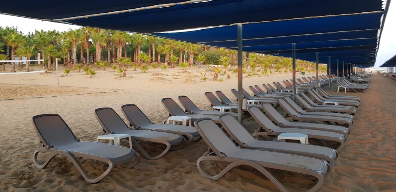 Strand Club Grand Aqua