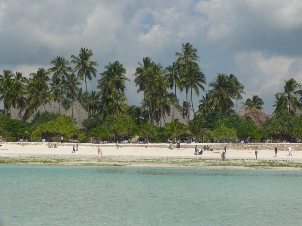 Hotelblick vom Meer Neptune Pwani Beach Resort & Spa