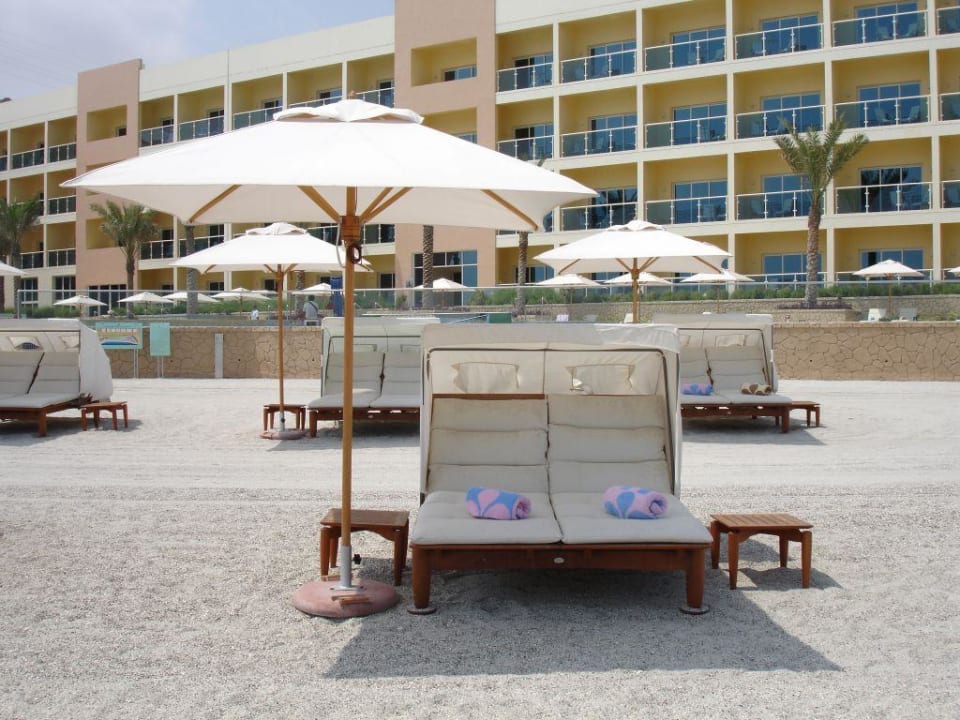 Liege am Strand Radisson Blu Resort Fujairah