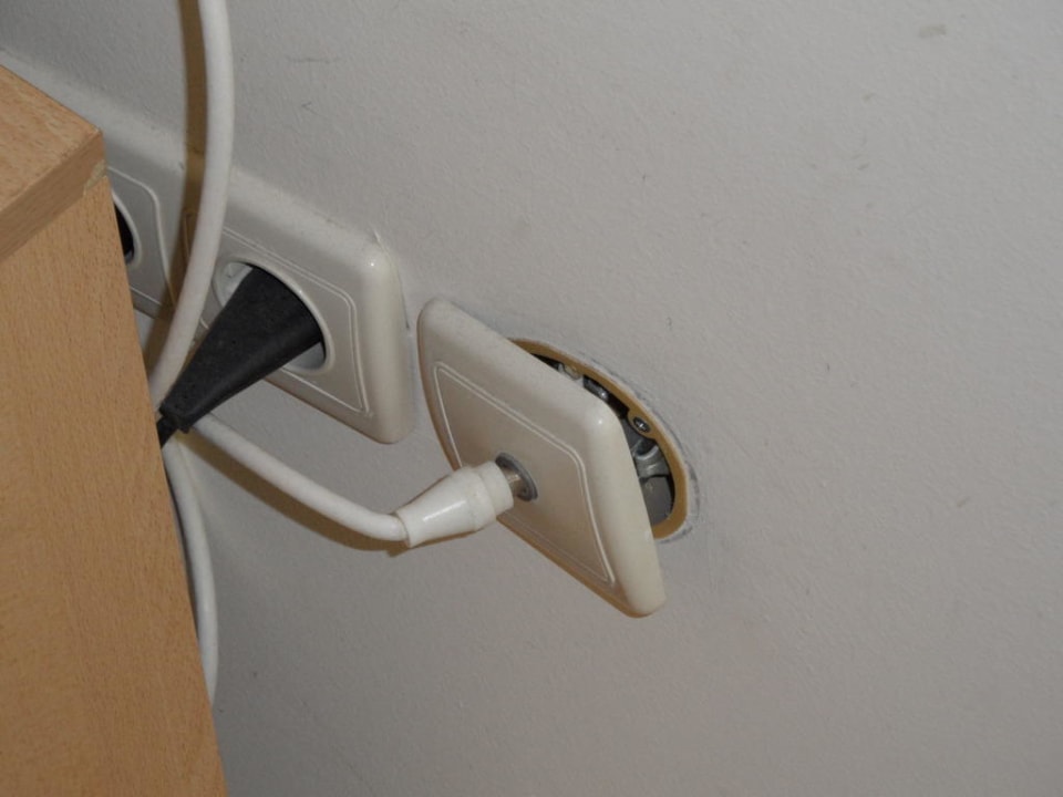 Lose Steckdosen  Hotel Atlas