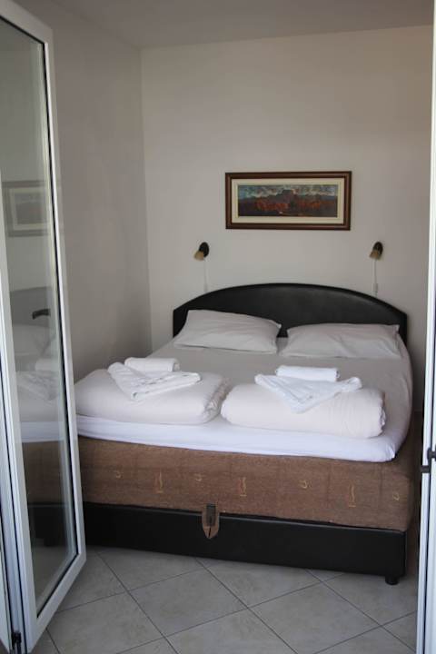 Sleeping room Montenegro Apartments complex - Norwegian village