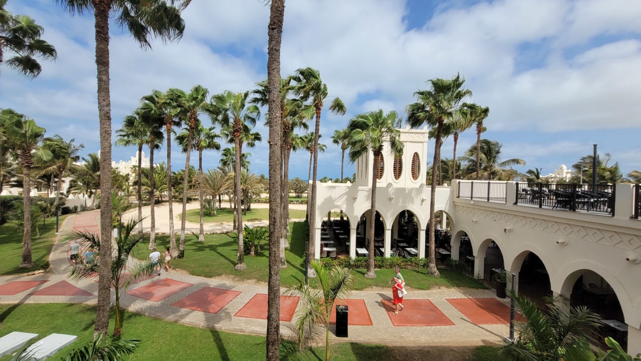 Gastro Hotel Riu Karamboa