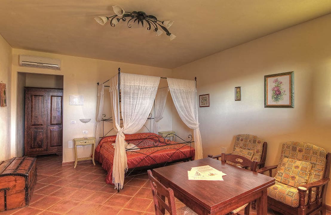 Fattoria Guesthouse Resort Borgo Campetroso