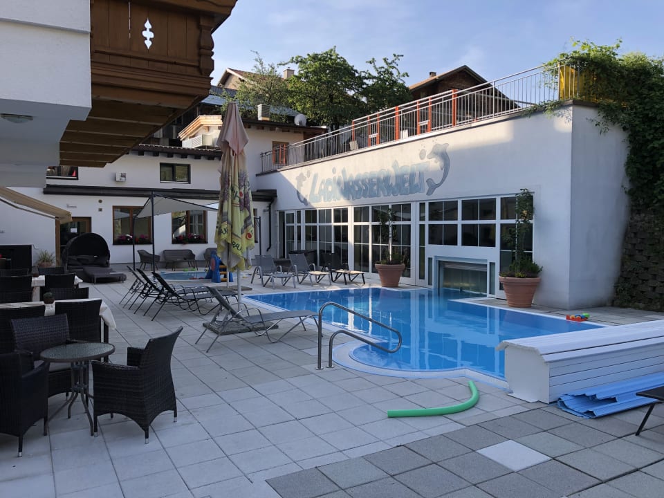 Pool Kinderhotel Laderhof