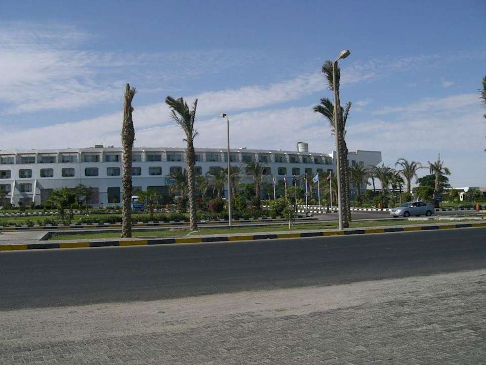 Außenansicht des Hotels Titanic Resort & Aqua Park