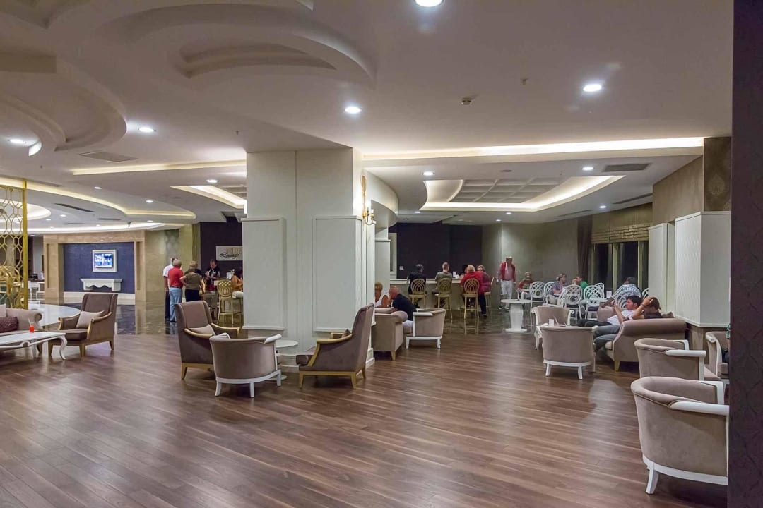 Karmin Lounge, 24h Bar Kirman Belazur Resort & Spa