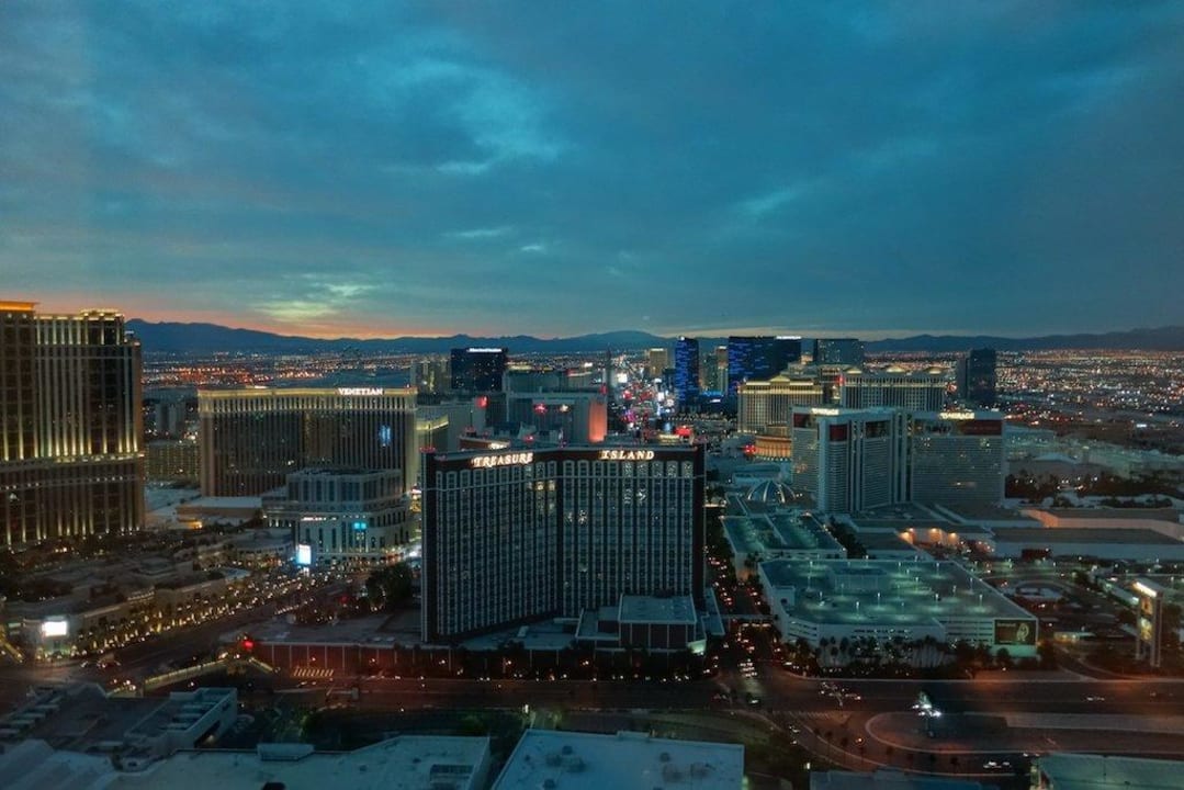 Blick auf den gesamten Strip Trump International Hotel Las Vegas