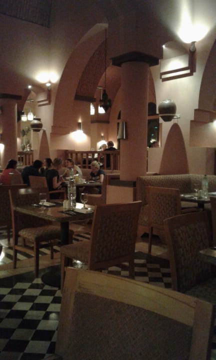 Zimmer The Cove Rotana Resort