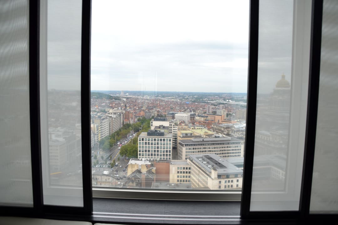 Zimmerblick aus dem 24. Stock The Hotel Brussels