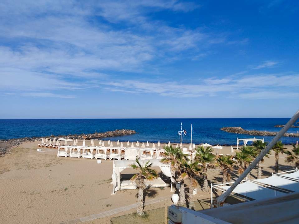 Strand Knossos Beach Bungalows Suites Resort & Spa