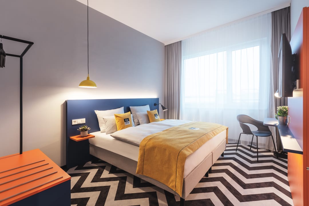 Zimmer Holiday Inn - the niu, Form Stuttgart Feuerbach