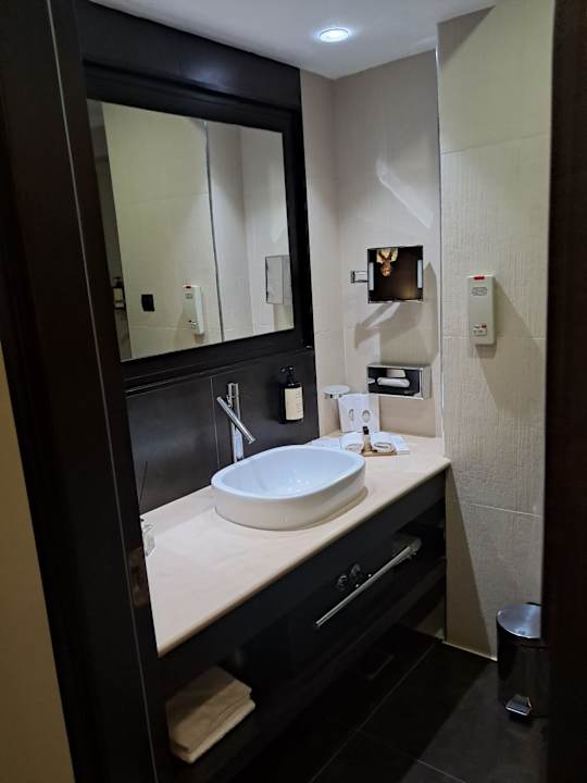 Zimmer Elysium Resort & Spa Hotel