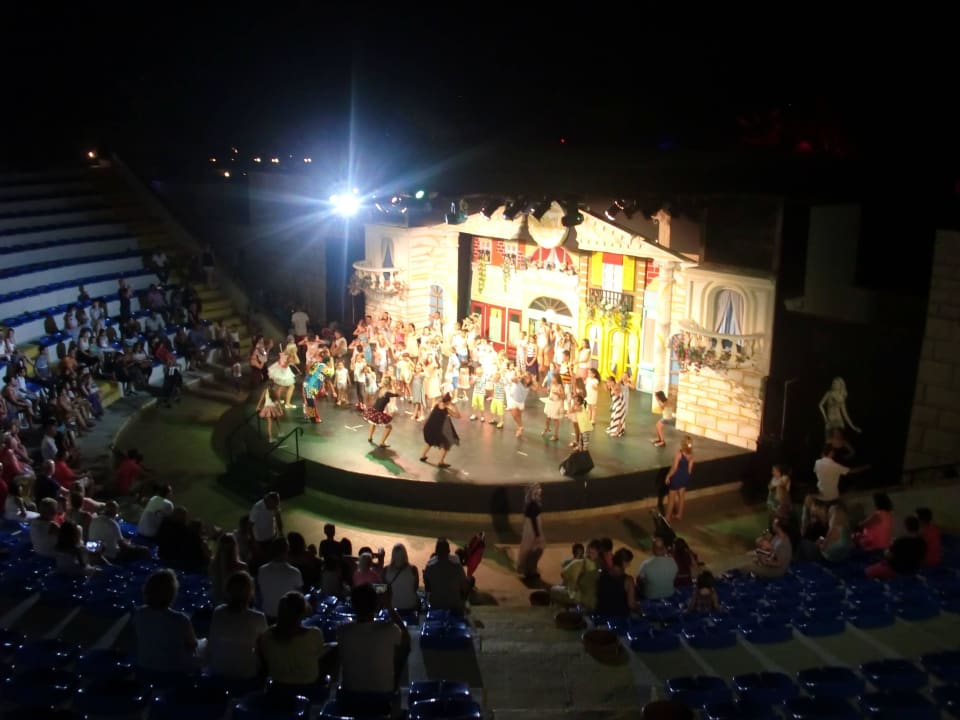 Kinderdisco Hotel Miracle Resort