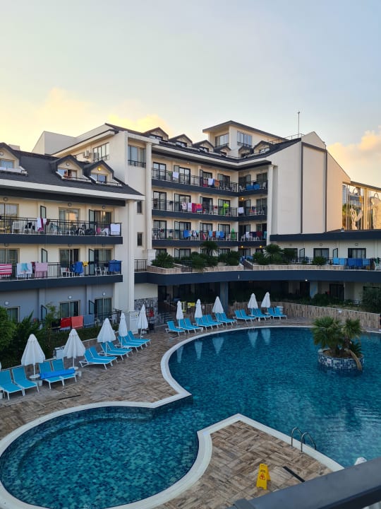 Pool Dream World Palace Hotel