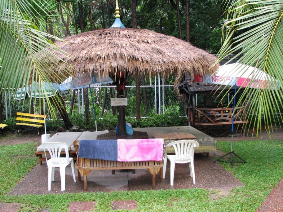 Massage. Basaya Beach Hotel & Resort