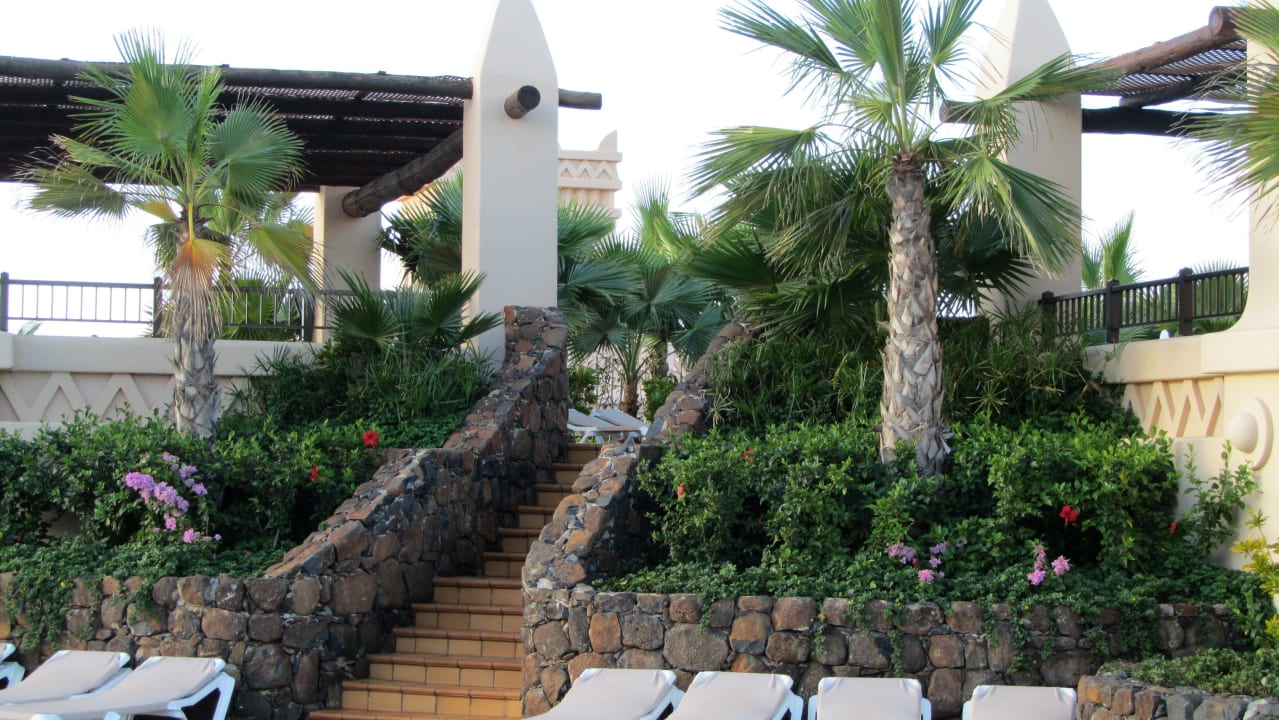 Die "Insel" im Hauptpool Hotel Riu Touareg