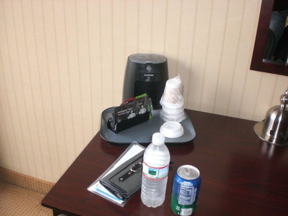 Kaffeemaschine Hotel Wyndham Garden Newark Airport