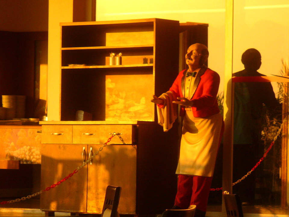 Část jídelny Hotel Ideal Beach