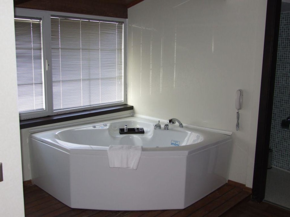 Jacuzzi Limak Lara Deluxe Hotel & Resort