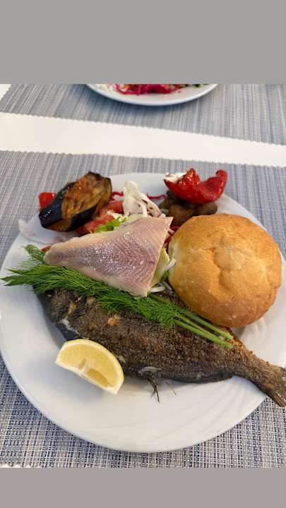 Gastro Quattro Beach Spa & Resort