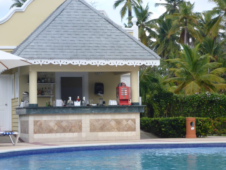 Poolbar Bahia Principe Grand El Portillo