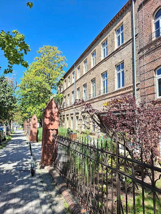 Außenansicht ARCHE Dwór Uphagena Gdańsk