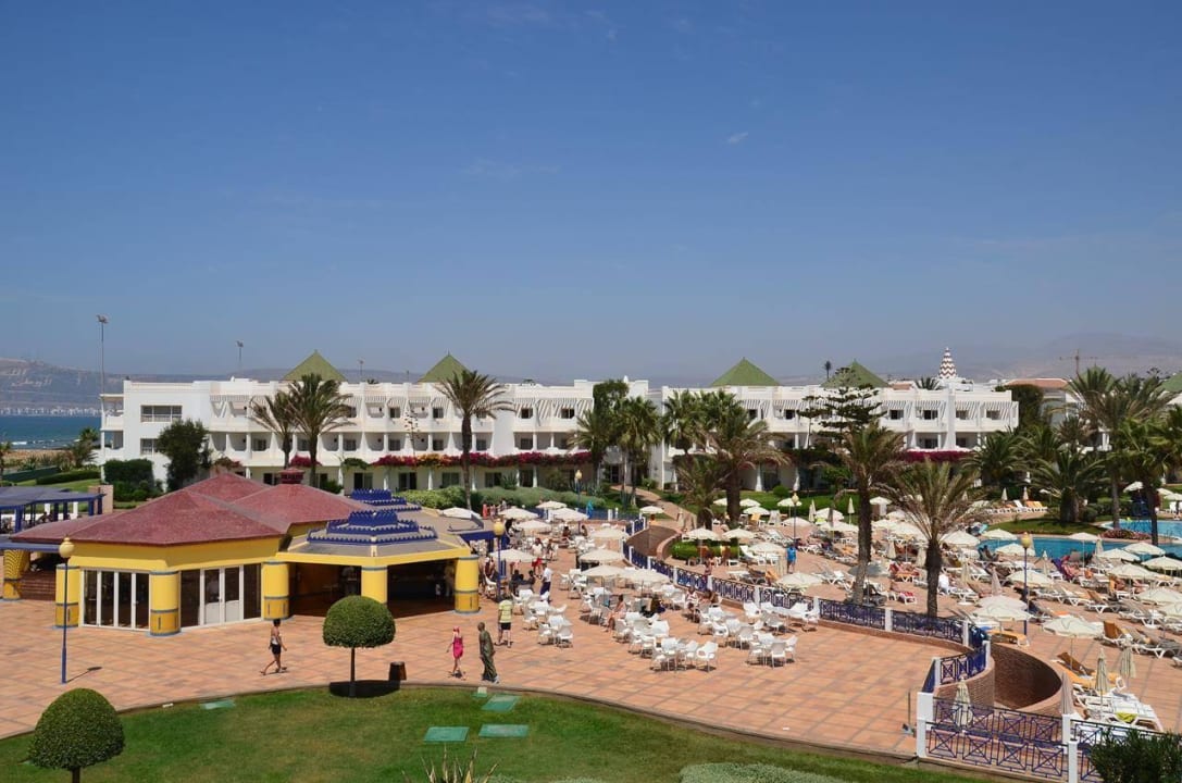 Widok na teren hotelowy Iberostar Waves Founty Beach
