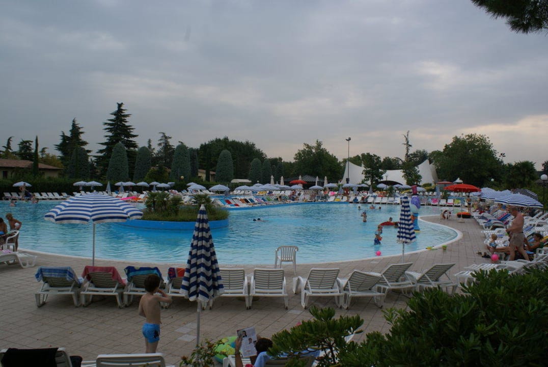 4. Pool von der Poolanlage Hotel Bella Italia