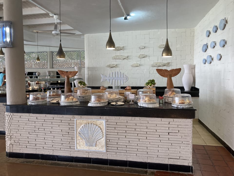 Gastro Neptune Palm Beach Boutique Resort & Spa