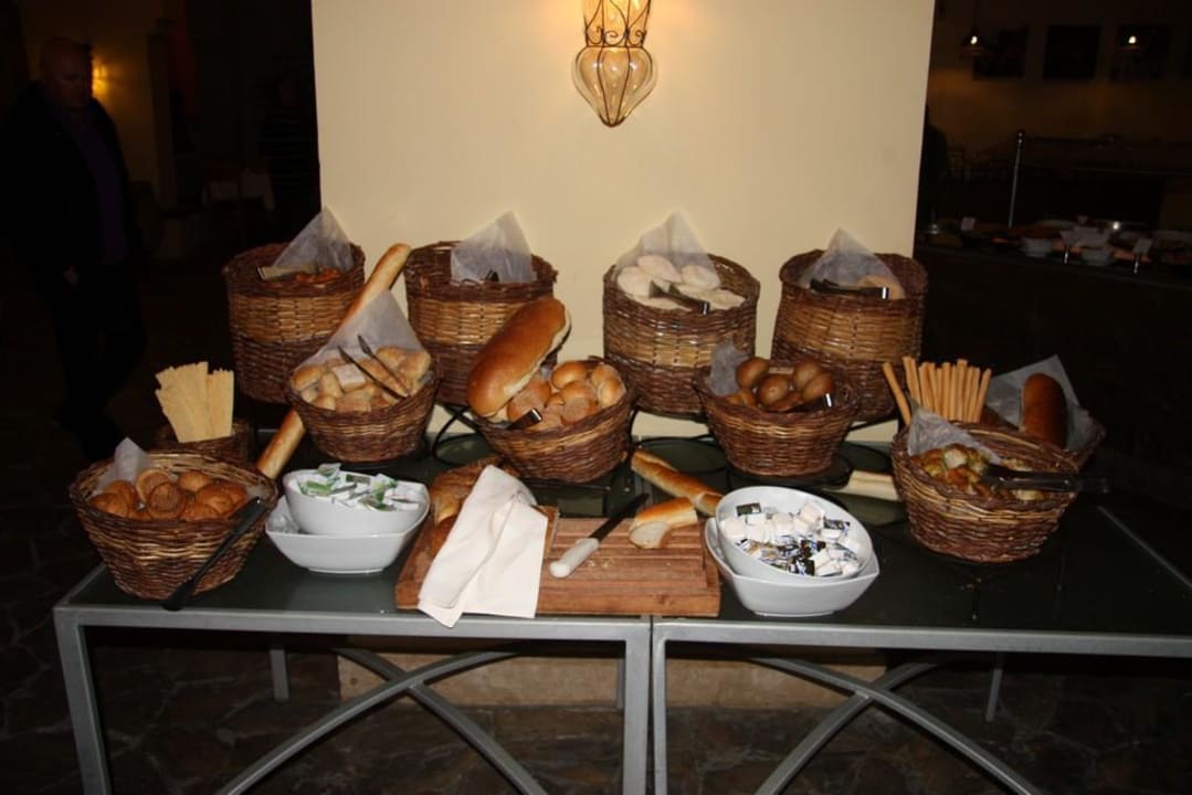 Brot in großer Auswahl Radisson Blu Resort, El Quseir