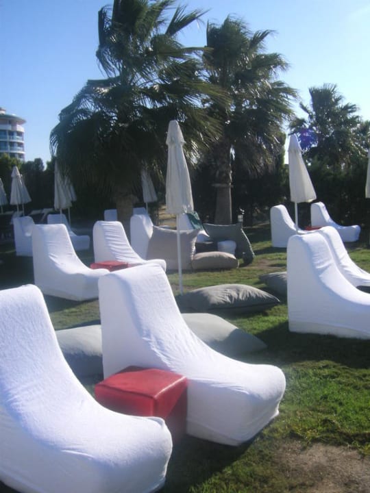 Liegen am Adult Strand Voyage Belek Golf & Spa