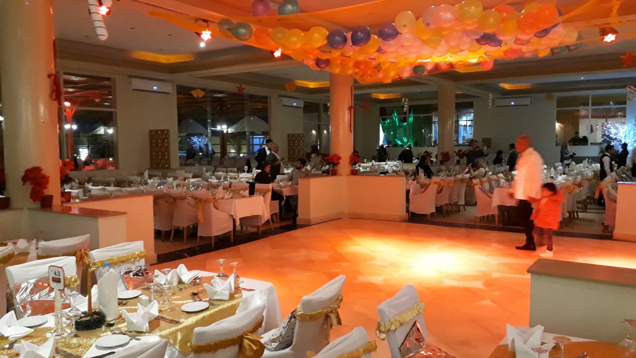 Gastro Three Corners Sea Beach Resort