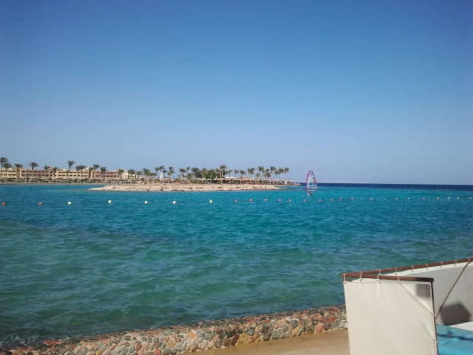 Blick am Strand Arabella Azur Resort