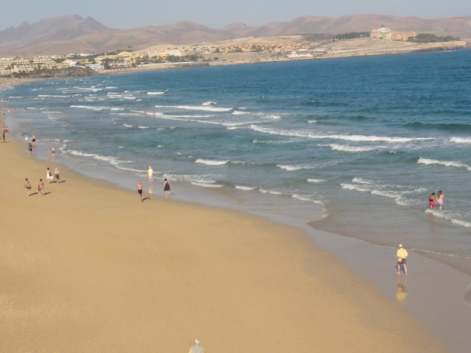 Sandstran, teilweise durch Lavabgänge unterbrochen H10 Tindaya