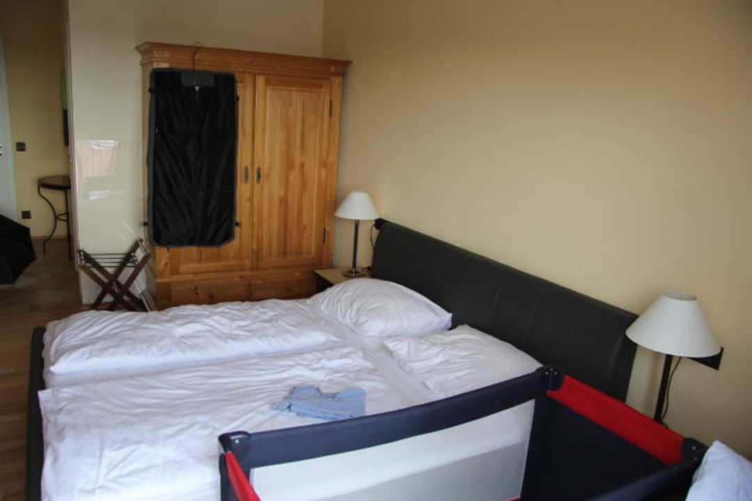 Zimmer/Wohnbereich Hotel Villa Toskana