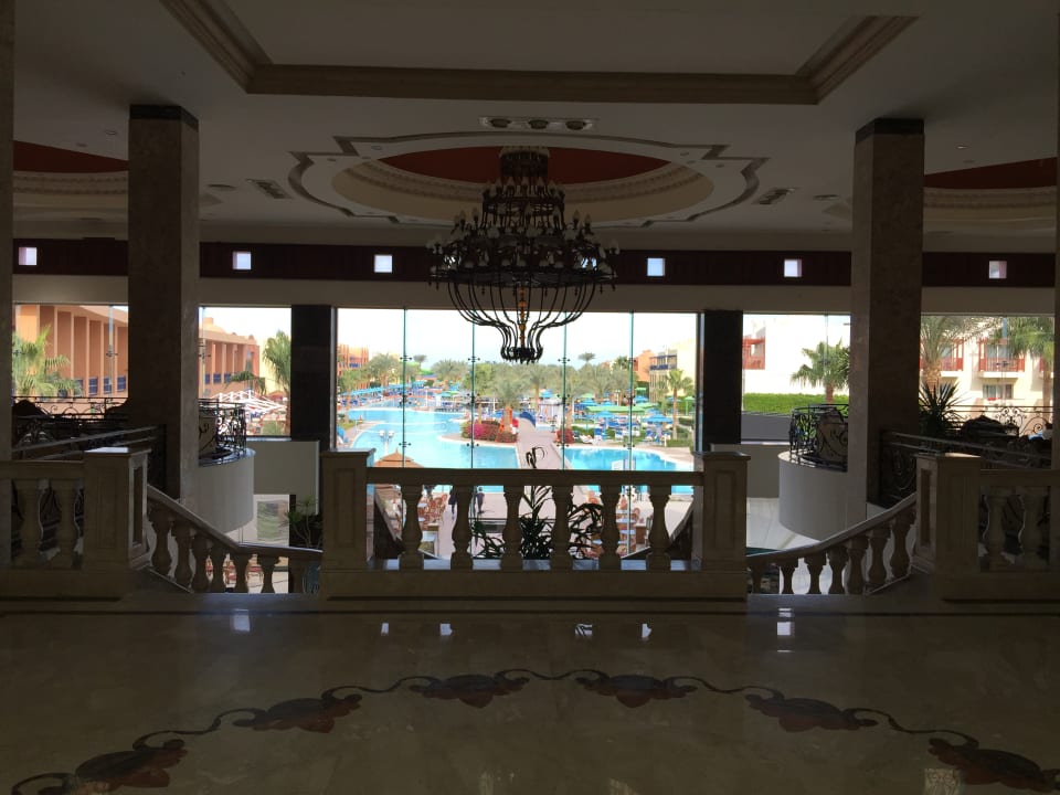 Lobby Titanic Beach Spa & Aqua Park