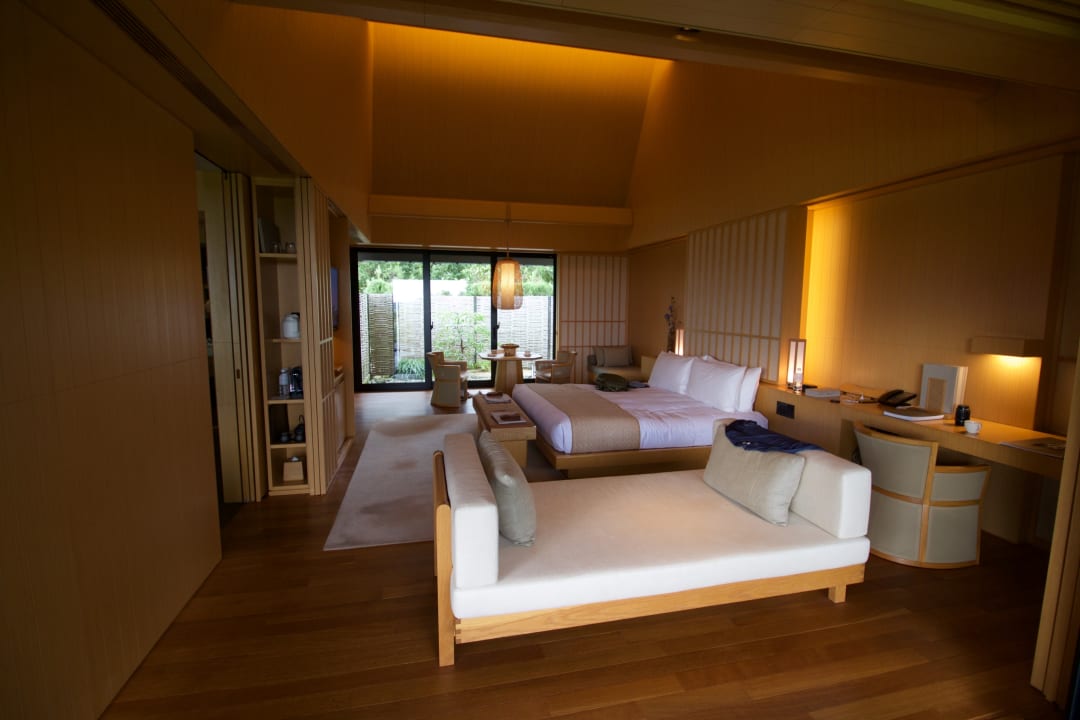 Zimmer Amanemu