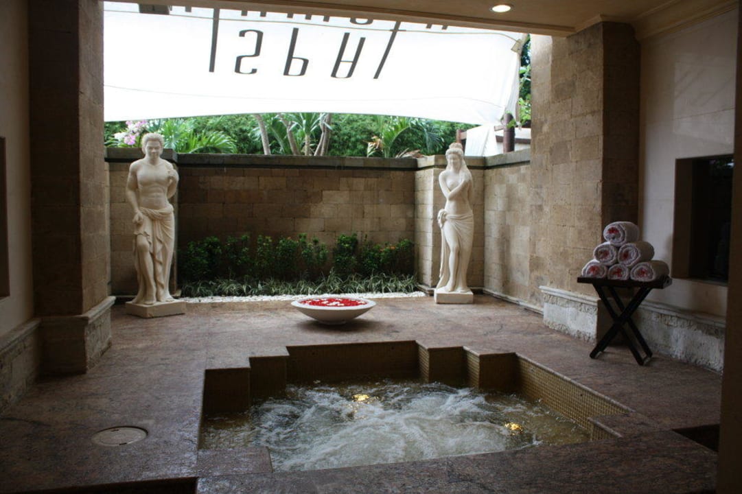 Spabereich Whirlpool InterContinental Bali Resort