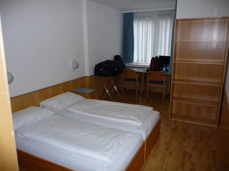 Zimmer AllYouNeed Hotel Vienna2