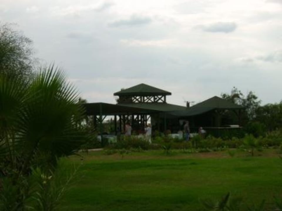 Die Strandbar Royal Atlantis Beach Hotel